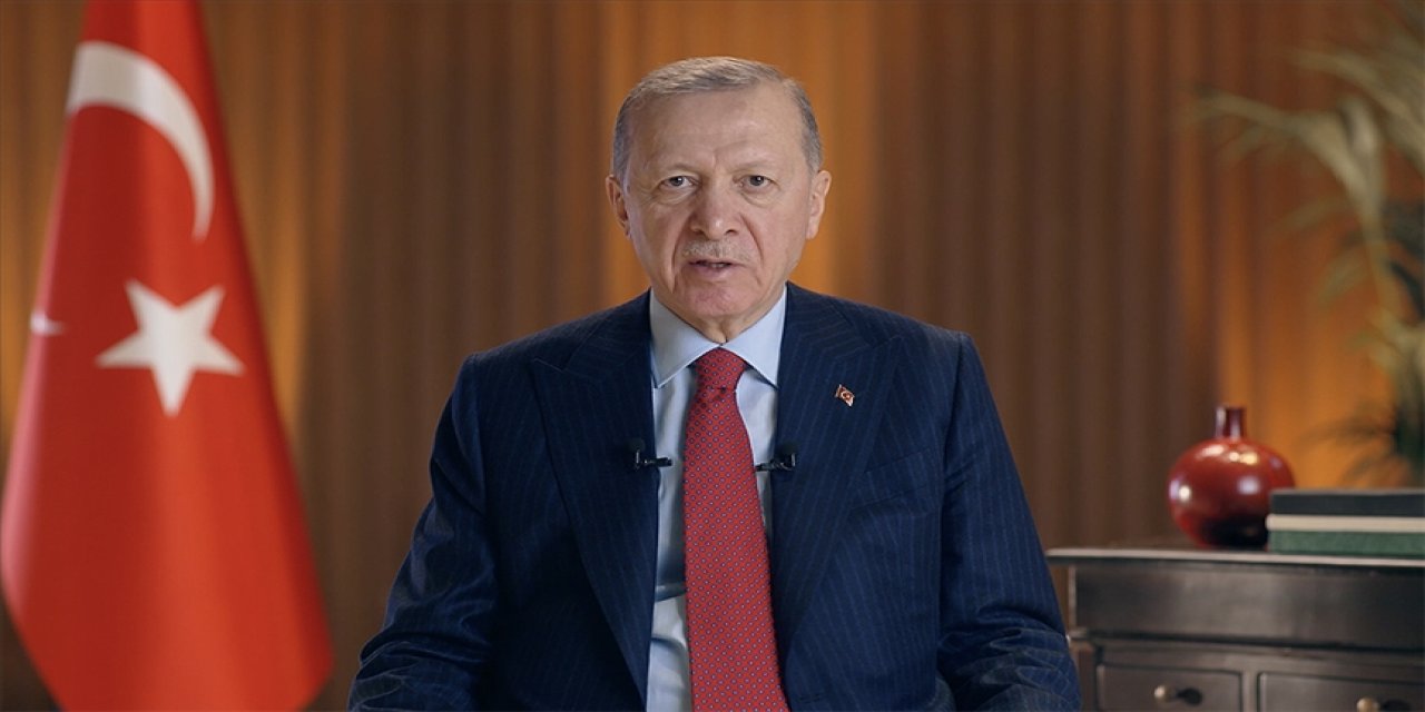 Cumhurbaşkanı Erdoğan'dan yeni yol mesajı: Asıl çıkışımızı Türkiye Yüzyılı ile 2024'te başlatıyoruz