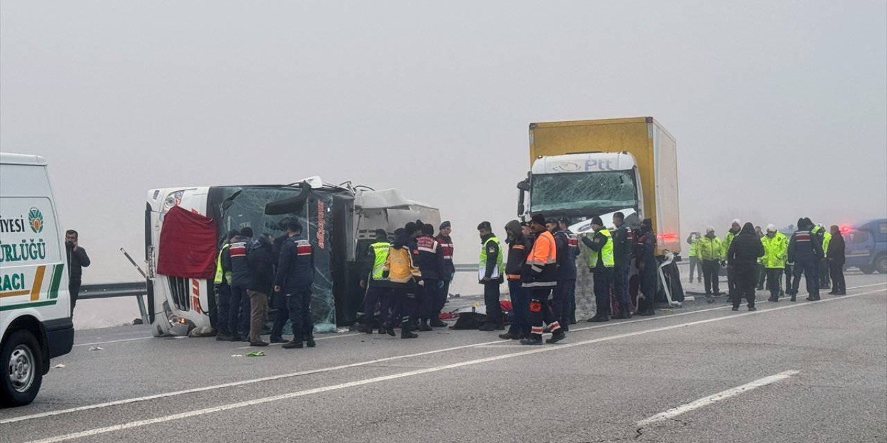 Malatya'da korkunç kaza! 4 ölü ve 36 yaralı var