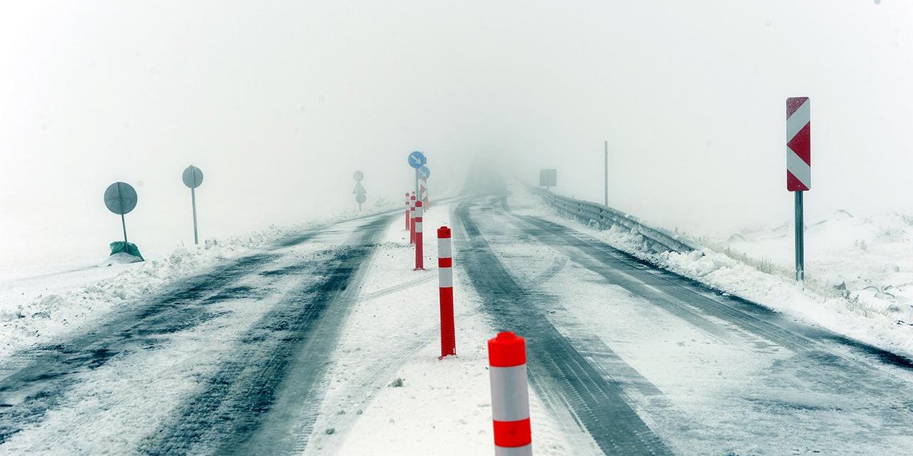 Erzurum-Tekman kara yolu ulaşıma kapatıldı