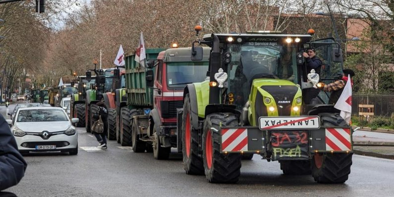 Çiftçiler yolu kapattı! 1 çiftçi öldü