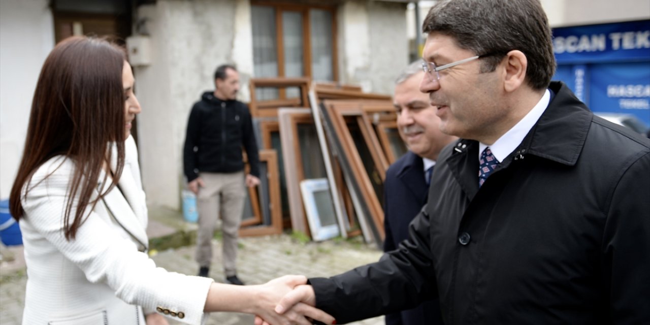 Adalet Bakanı Tunç, Sinop’ta ziyaretlerde bulundu