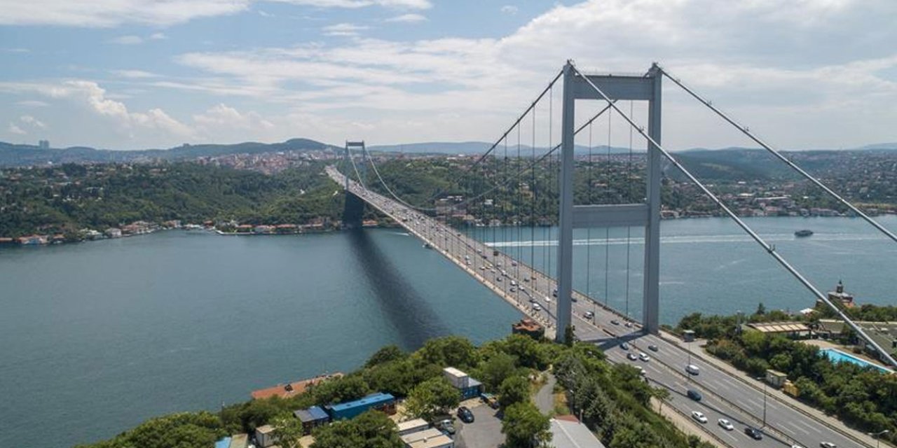 İstanbul Boğazı gemi trafiğine kapatıldı