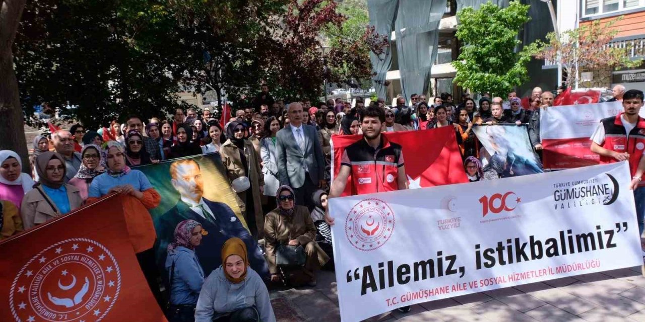 Gümüşhane’de "Aile Haftası" için farkındalık yürüyüşü yapıldı