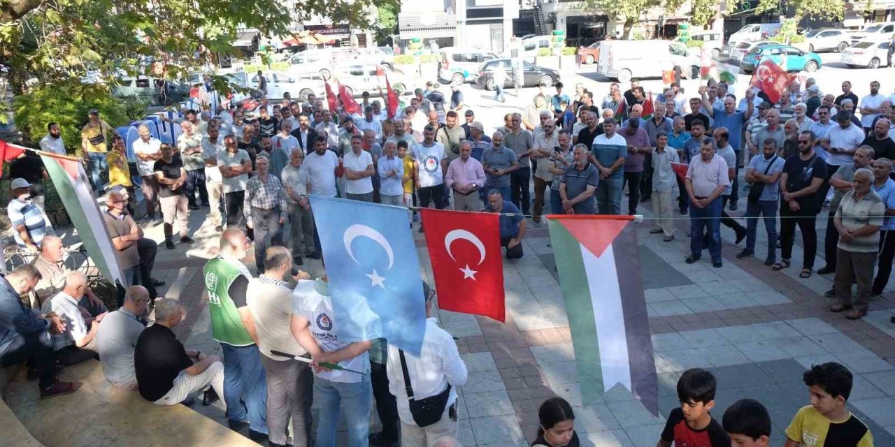 İsmail Haniye için gıyabi cenaze namazı kılındı