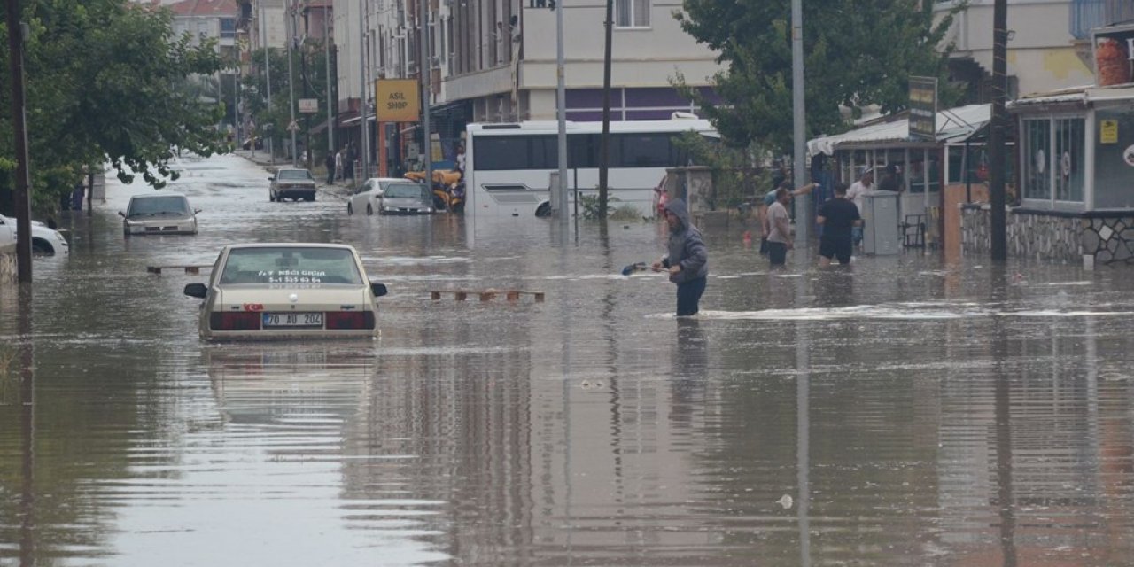 Yeni haftada hava nasıl olacak? İki bölgede ise salıdan cumaya yağmur var