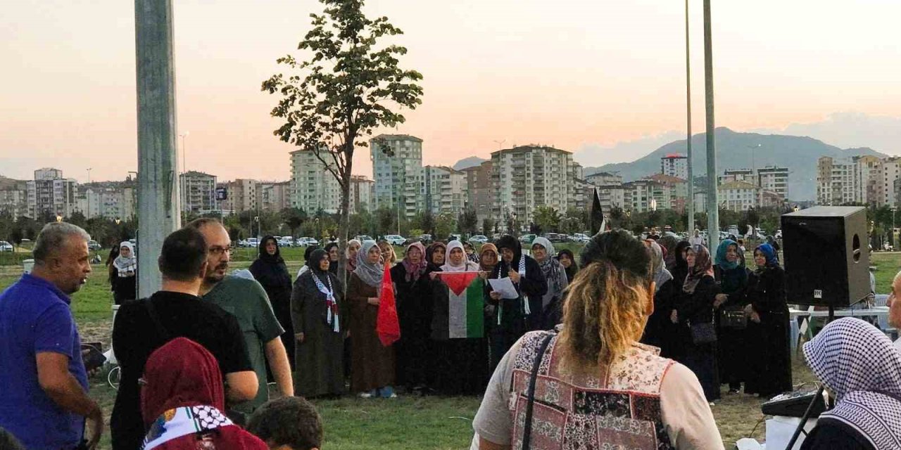 Kadınlardan İsrail’e tepki: "Ülkemizde Siyonist katil istemiyoruz"