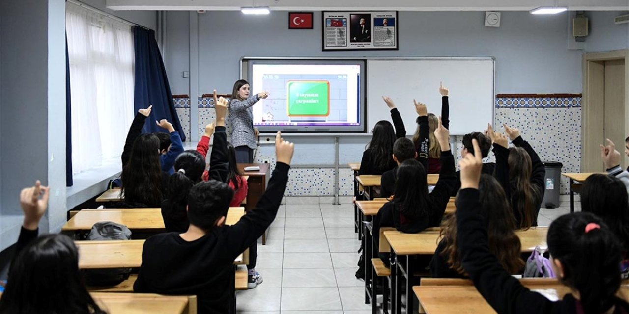 MEB duyurdu! Öğretmenlerin talepleri karşılandı