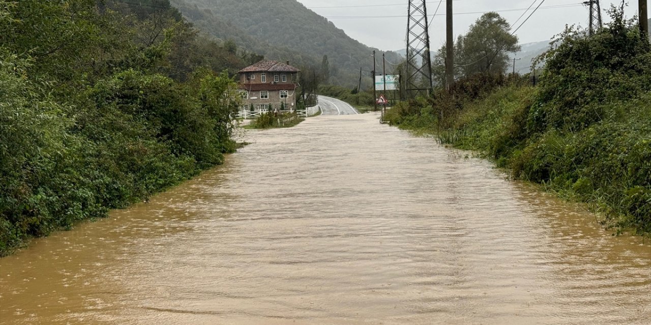 Bartın'da  eğitime 1 gün ara verildi