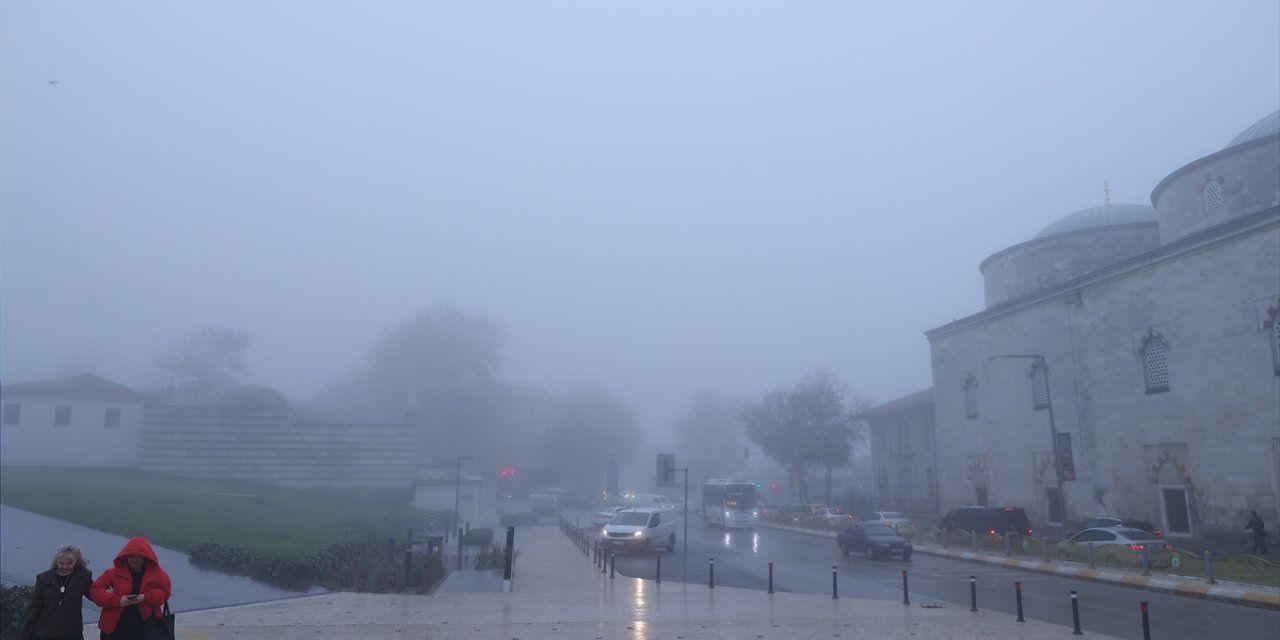 Edirne ve Kırklareli'nde sis etkili oluyor