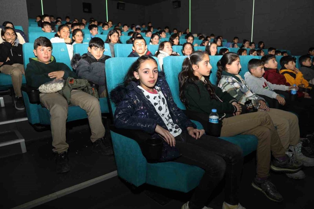 Öğrenciler için ücretsiz sinema projesi başlatıldı