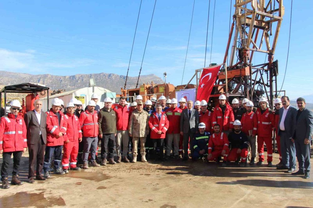 Herkesi şaşırtan haber! Günlük 27 bin varil petrol çıkıyor!