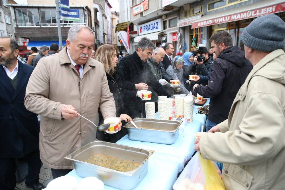 Ordu'da 4 bin kişiye karalahana çorbası ikram edildi