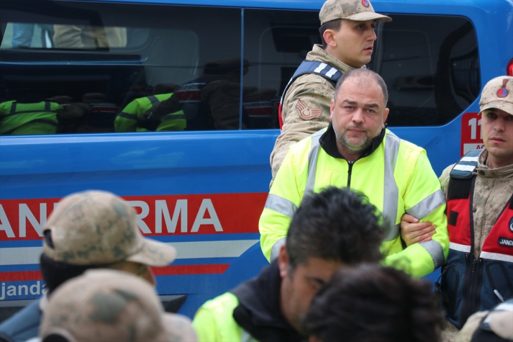 Erzincan'da maden ocağındaki toprak kaymasıyla ilgili 6 zanlı tutuklandı