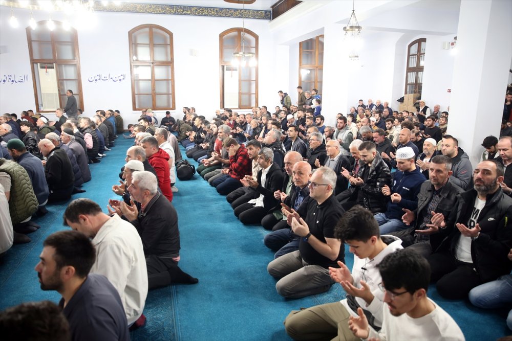 Doğu Marmara ve Batı Karadeniz'de Kadir Gecesi idrak edildi