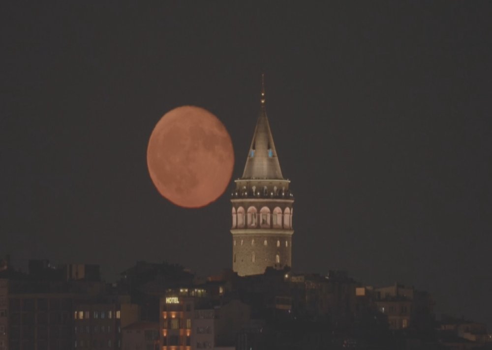 Fotoğrafçı, fotoğraf çekerken karakolluk oldu!