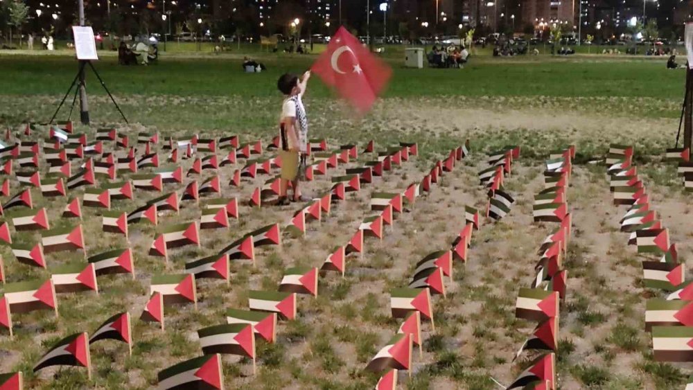 Kadınlardan İsrail’e tepki: "Ülkemizde Siyonist katil istemiyoruz"