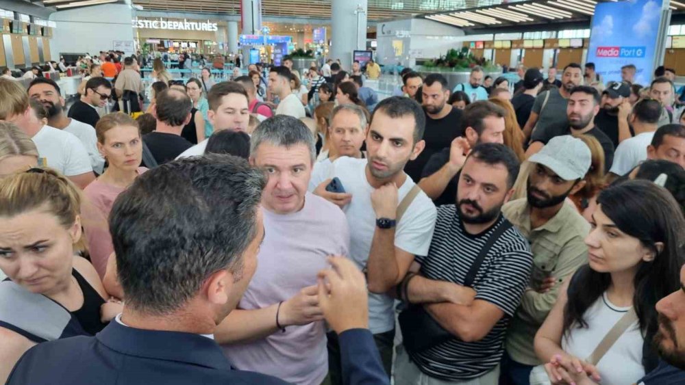 Havalimanında skandal! 2 gündür İstanbul Havalimanı’nda bekliyor